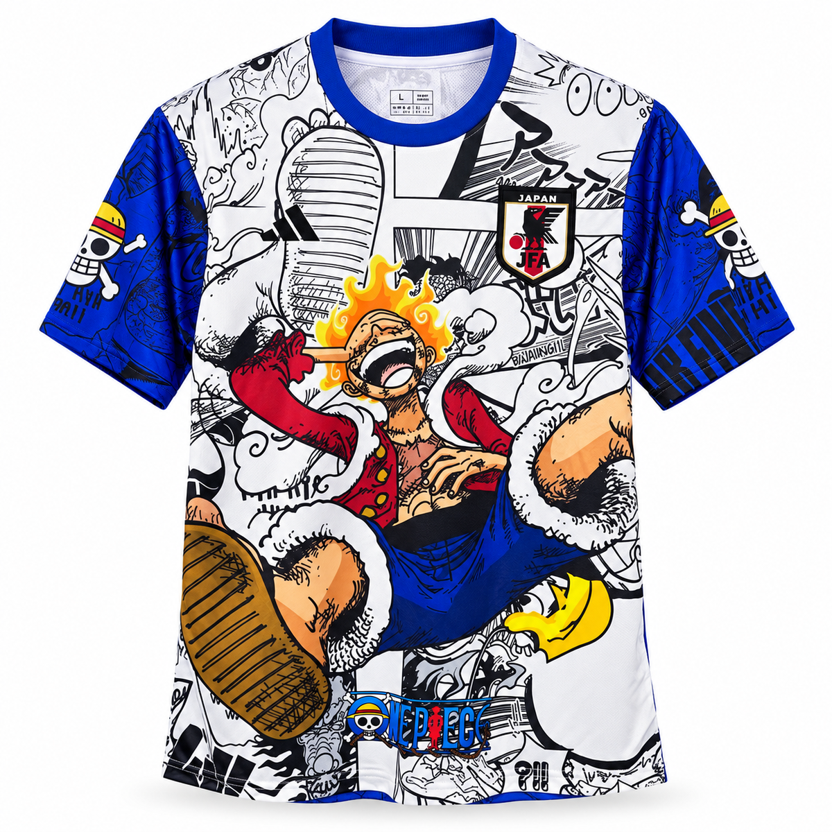 Camiseta blanca de Japón con viñetas de manga y el pirata del anime al centro en rojo y amarillo