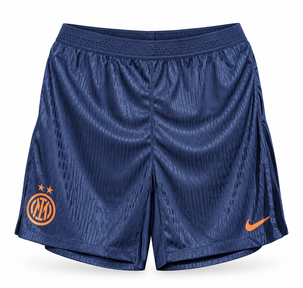 Pantaloneta azul oscuro y naranja del Inter de Milán con escudo y logo en naranja, escudo y el logo de Nike
