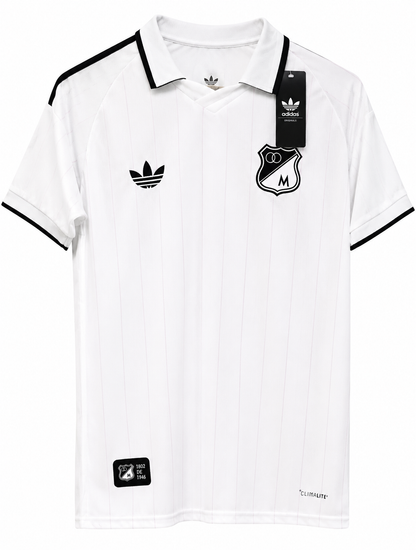 Camiseta Millonarios 80 años edición especial con escudo bordado