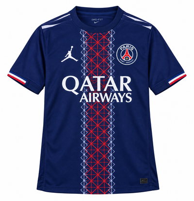 Camiseta del Paris Saint-Germain Jordan azul oscuro con franja central roja y blanca, vista de frente