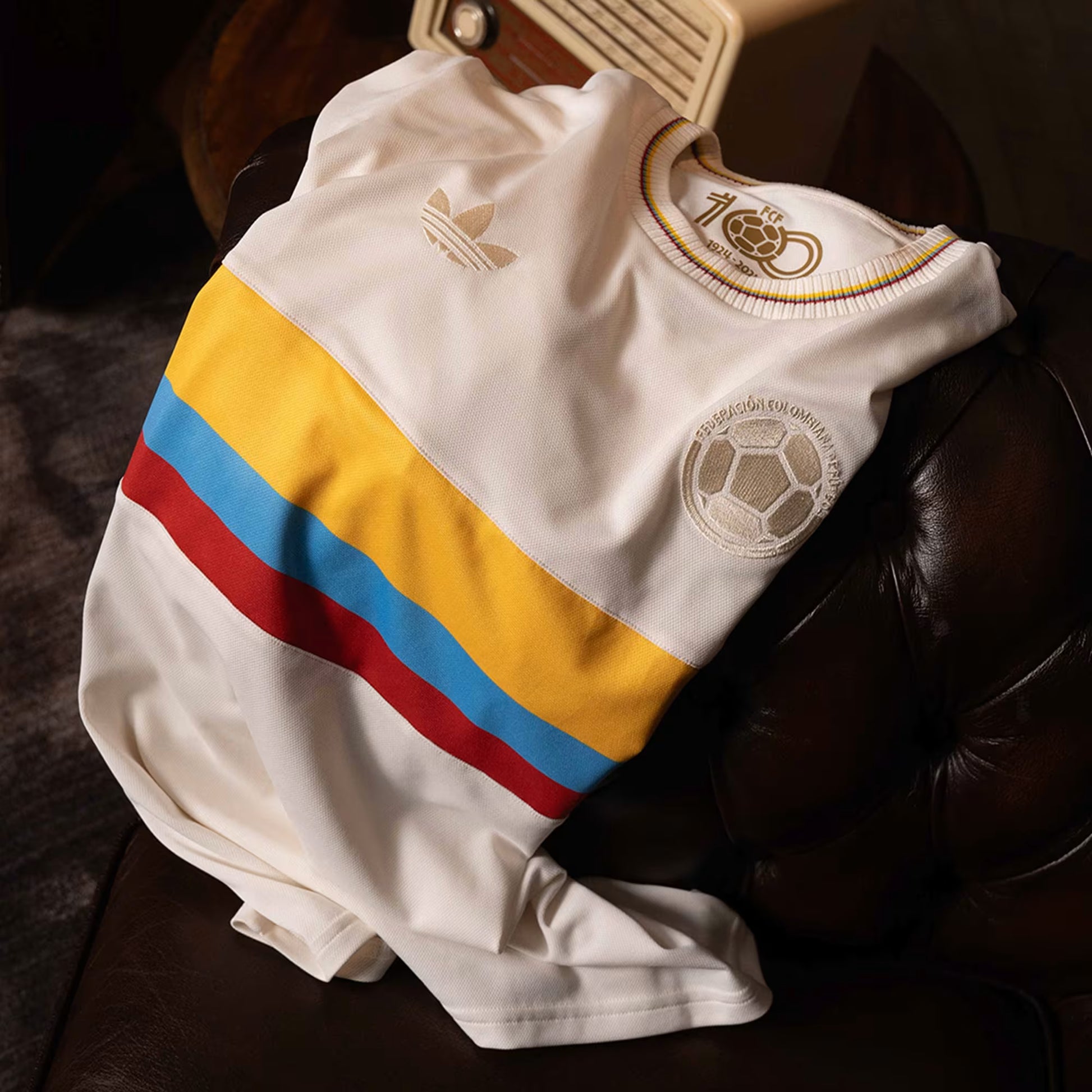 Camiseta Blanca Edición Especial Selección Colombia
