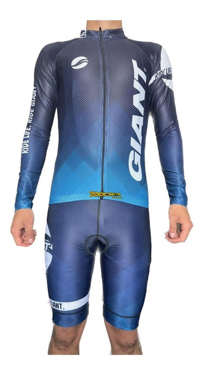 SAzul Giant0