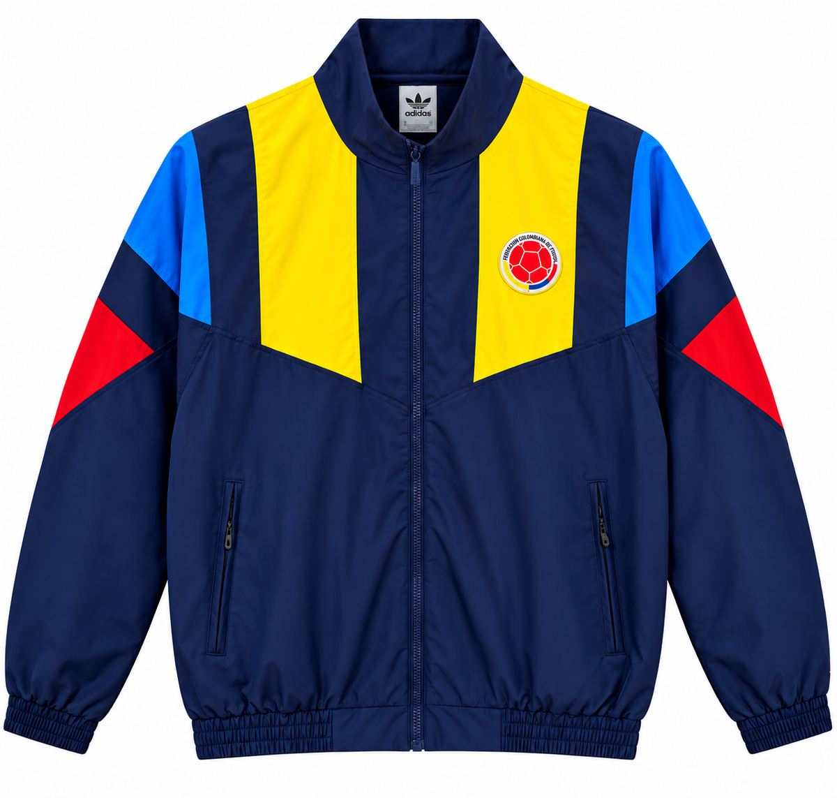 Frente de la chaqueta retro azul marino de la Selección Colombia, con franjas amarillas al pecho, hombros azul claro y detalles rojos en las mangas