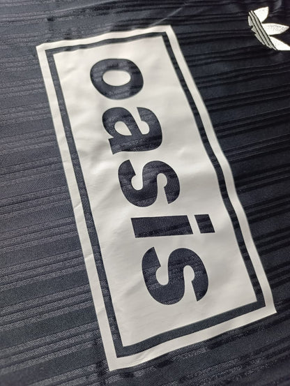 Camiseta Oasis X Adidas Tour 3 Rayas