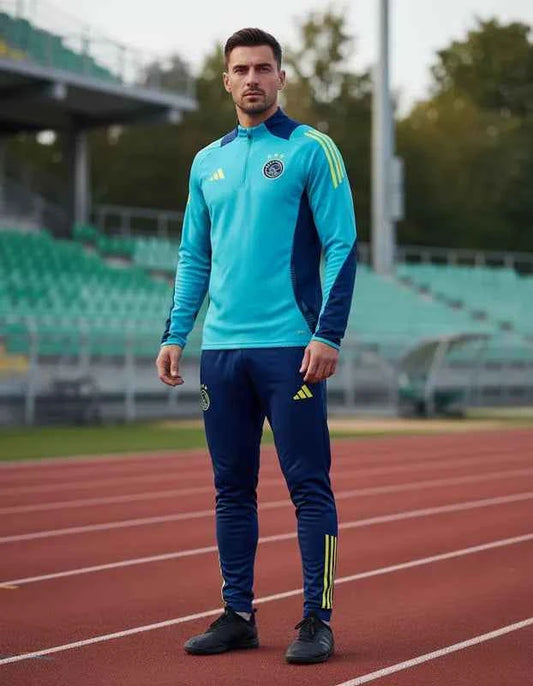 Sudadera Ajax Sudadera_Ajax_befa8fe7-9204-4011-b7f0-88f3db10861b | Velocity Savage - Ropa Deportiva de Fútbol en Colombia