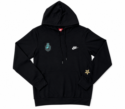 Buzo Nacional Nike Negro con capucha y detalles futboleros