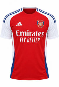 Camiseta del Arsenal local 2024-25 roja con mangas blancas y Emirates al pecho, foto de estudio