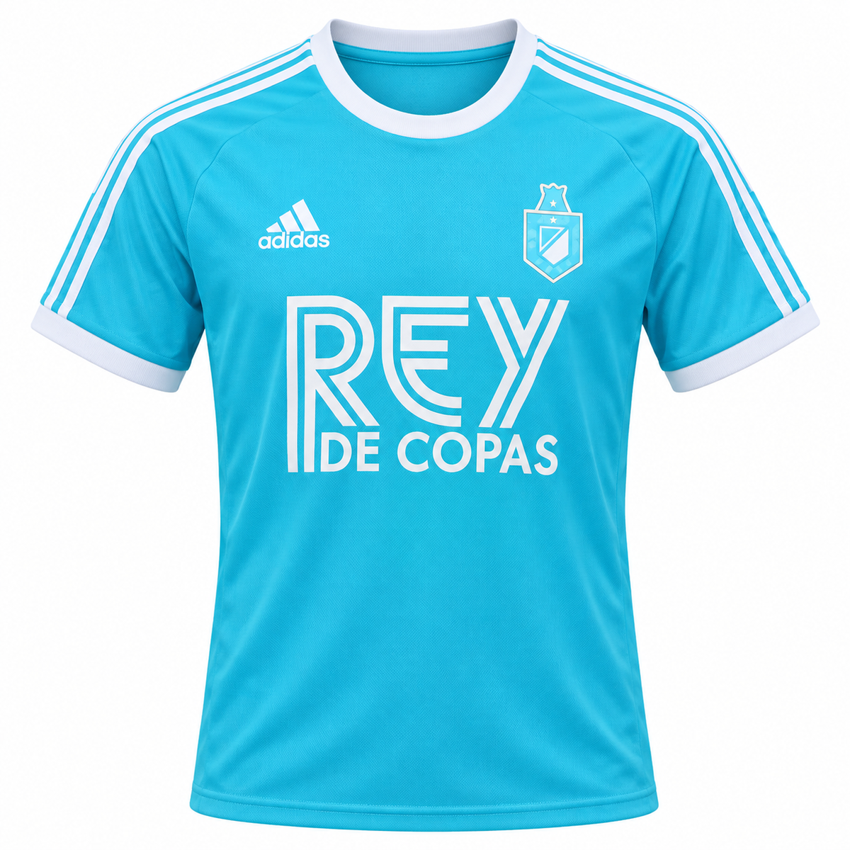 Camiseta celeste del Atlético Nacional con Rey de Copas al pecho y el escudo de antes