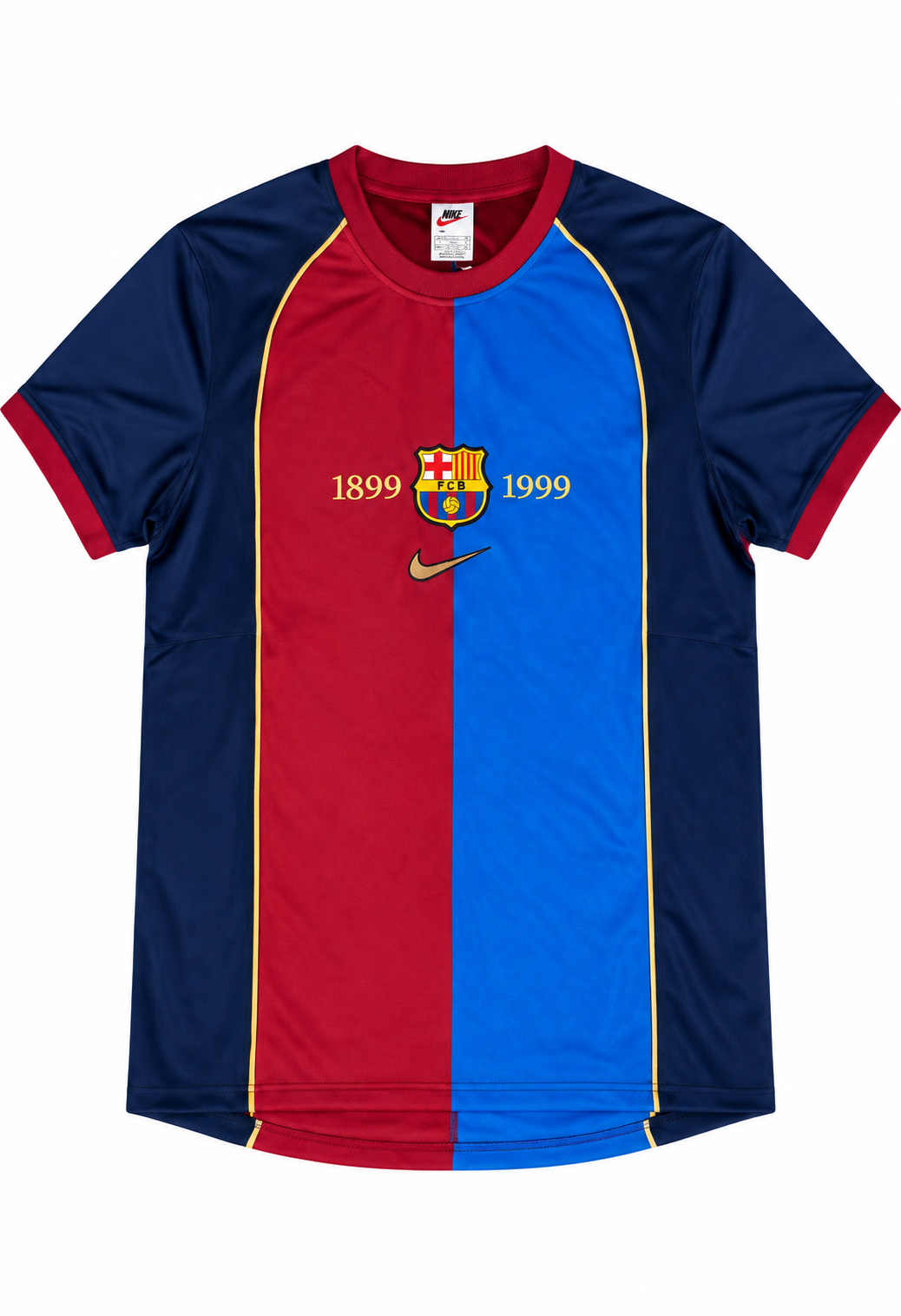 Camiseta del FC Barcelona partida en granate y azul, con las fechas 1899 y 1999 en dorado y el escudo del club al centro