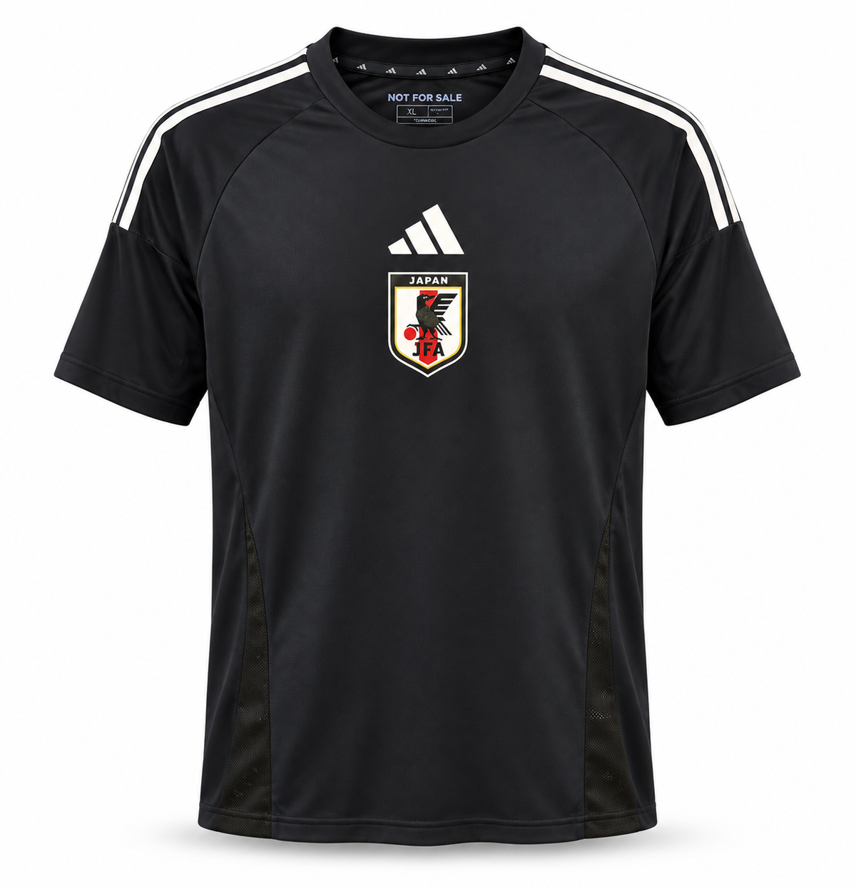 Camisa da Seleção do Japão preta, com listras brancas nos ombros e o escudo da JFA