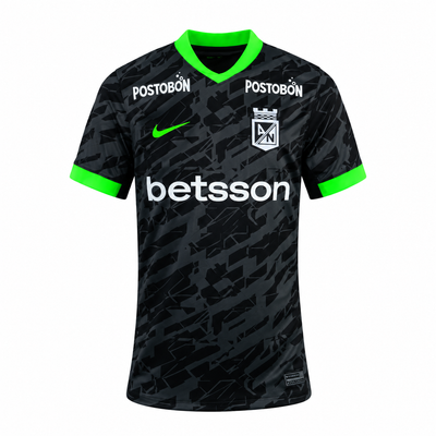 Camiseta tercera negra Atlético Nacional 2026 con detalles en verde neón y escudo termosellado