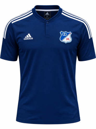 Camiseta Polo Millonarios, foto de estudio en fondo blanco