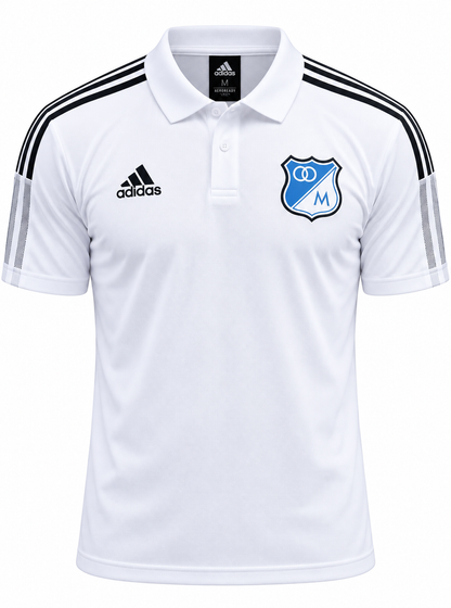 Camiseta Polo Millonarios, foto de estudio en fondo blanco