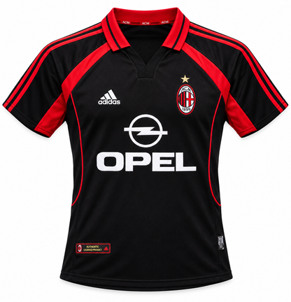 Camiseta retro negra y roja del AC Milan vista de cerca, con ACM en el cuello