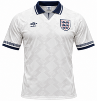 Camiseta retro de Inglaterra 1990 de Umbro blanca con rombos en relieve y cuello polo azul marino