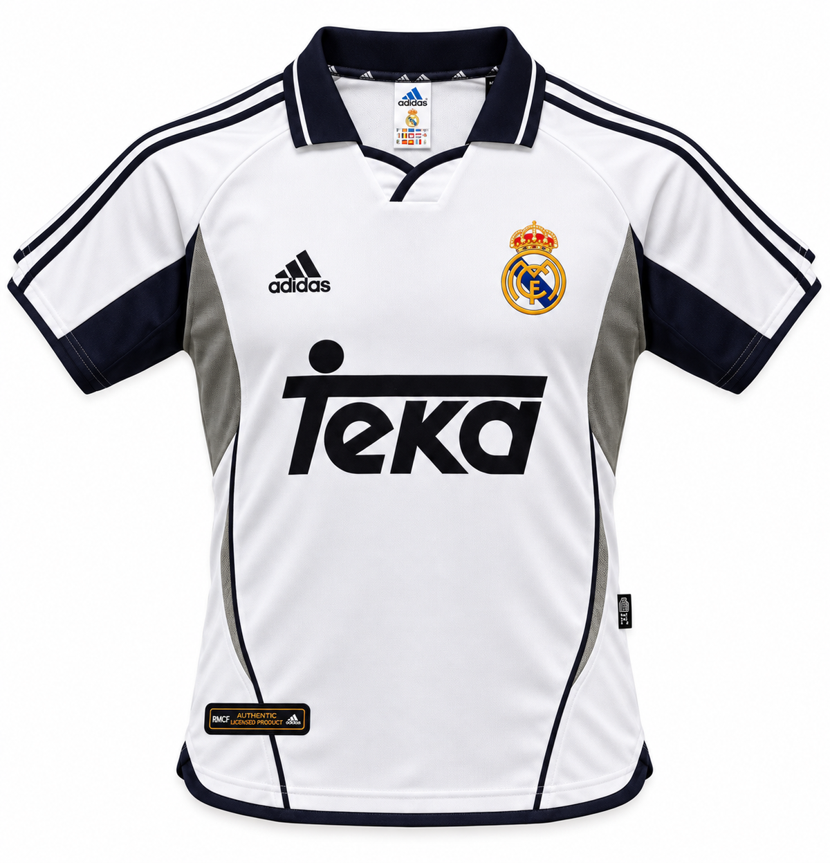 Camisa retrô do Real Madrid 2000/01 de perto, com os painéis cinza nas laterais