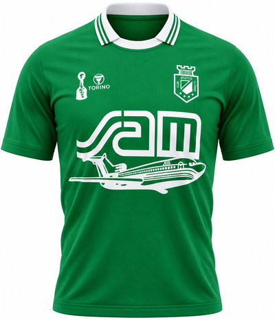 Camiseta Retro SAM Atlético Nacional 1991 Andrés Escobar, foto de estudio en fondo blanco