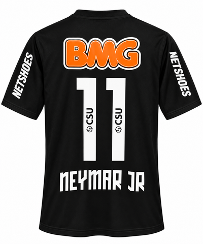 Espalda de la camiseta negra del centenario del Santos con el número 11 y NEYMAR JR