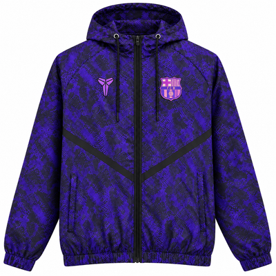 Corta-vento roxo do FC Barcelona da coleção Kobe com estampa de pele de cobra