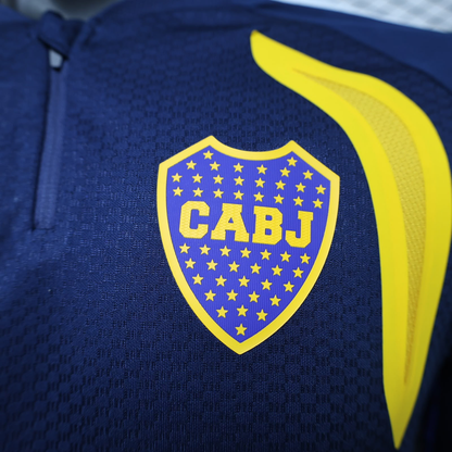 Escudo de Boca Juniors al pecho del fleece azul oscuro