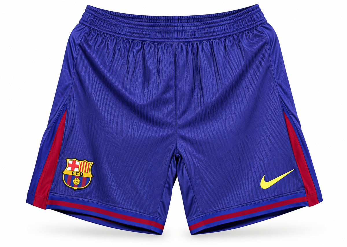 Calção azul do Barcelona com debrum grená nas pernas, escudo e o logo da Nike