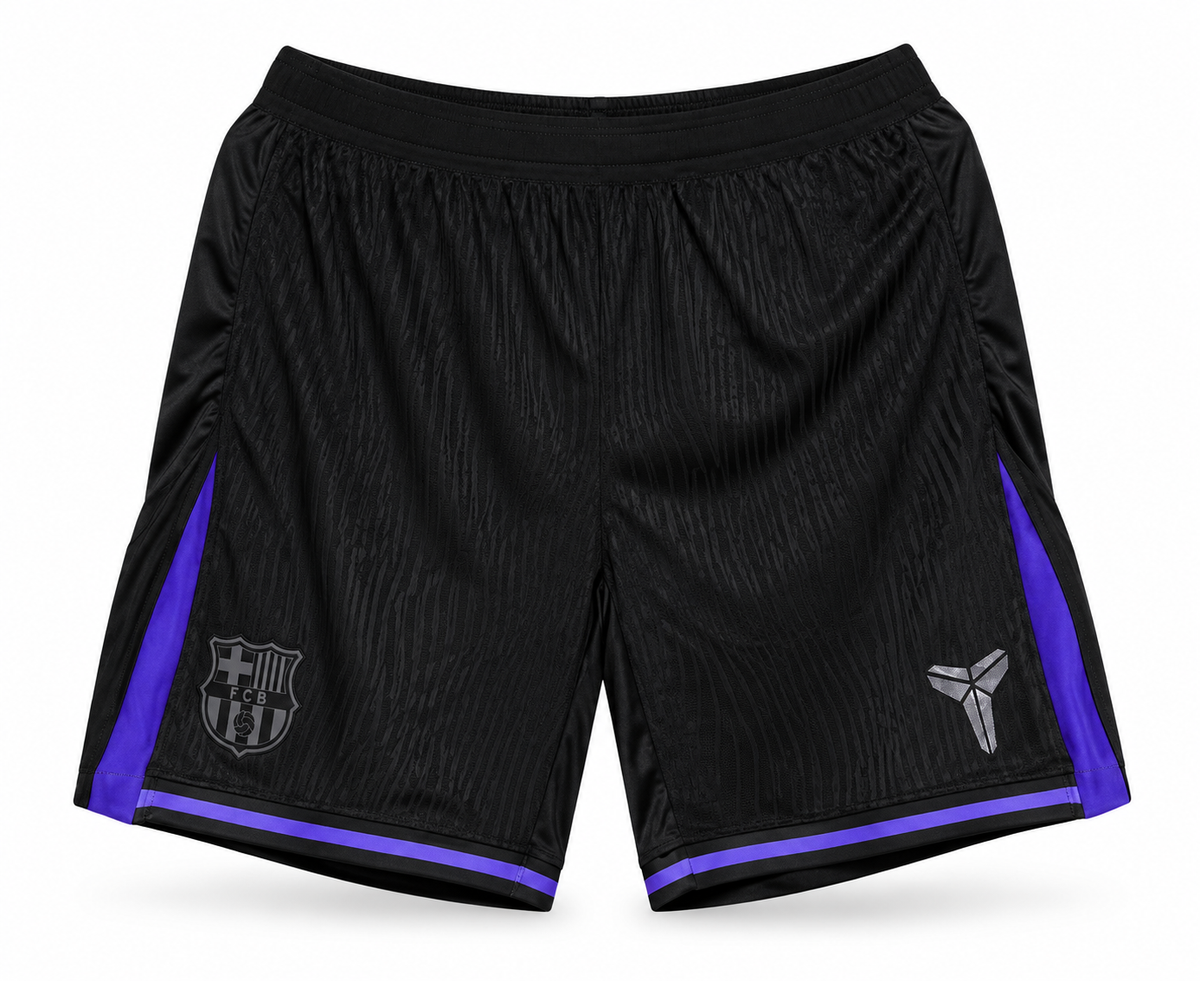 Calção preto e roxo do Barcelona com painéis roxos e logo do Kobe, escudo e o logo da Nike